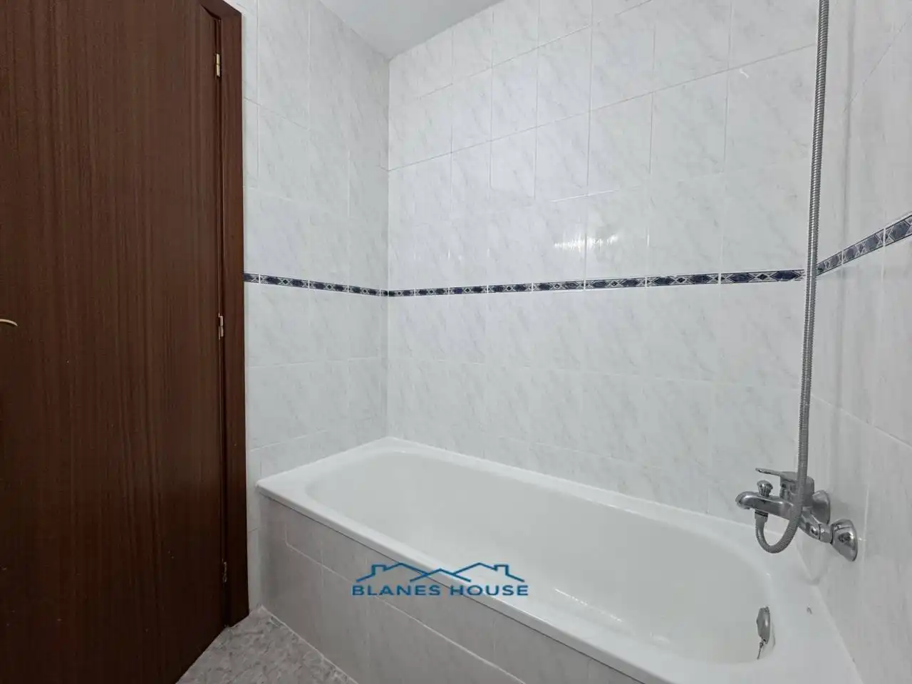 Bany de Dúplex en venda en Lloret de Mar amb Aire condicionat, Terrassa i Traster