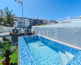 Swimming pool of Single-family semi-detached for sale in  Santa Cruz de Tenerife Capital  with Air Conditioner, Terrace and Swimming Pool