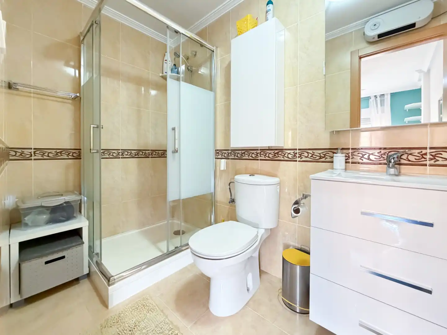 Bathroom of Attic for sale in Campello Playa