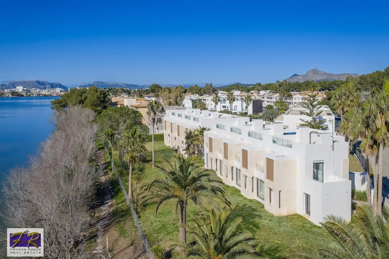 Exterior view of Houses for sale in Alcúdia  with Air Conditioner, Terrace and Swimming Pool
