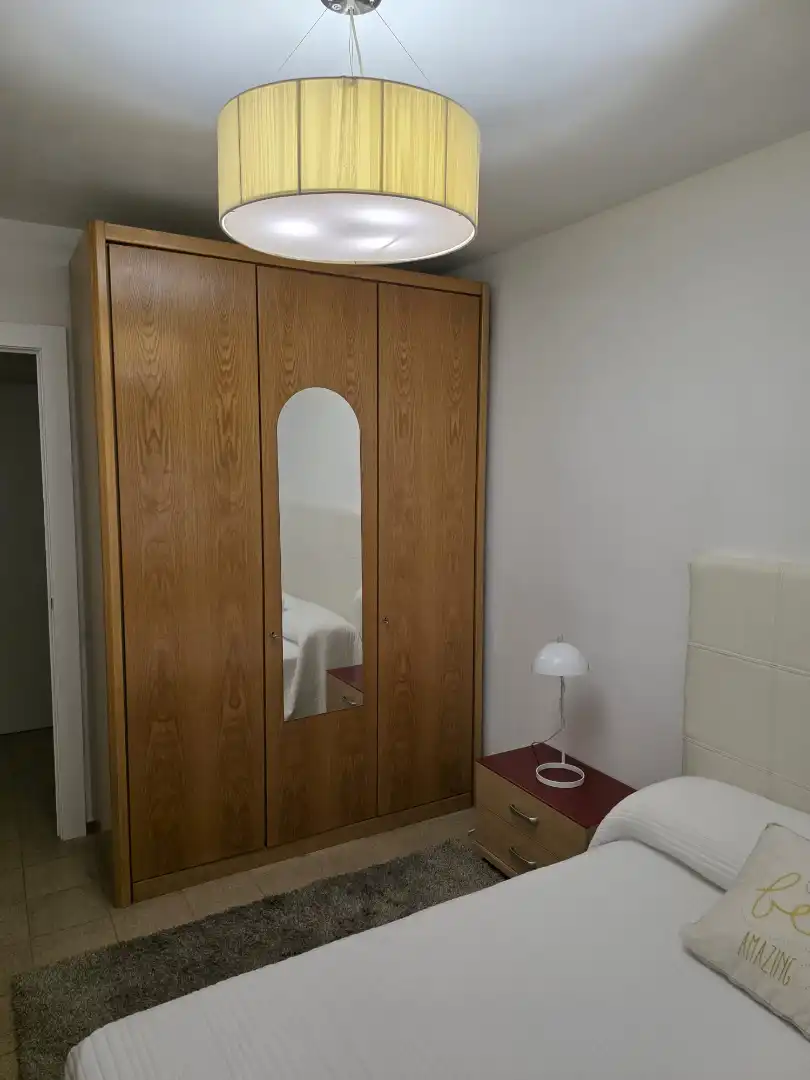 Habitación de Piso de alquiler en Zaragoza con Calefacción, Amueblado y Horno