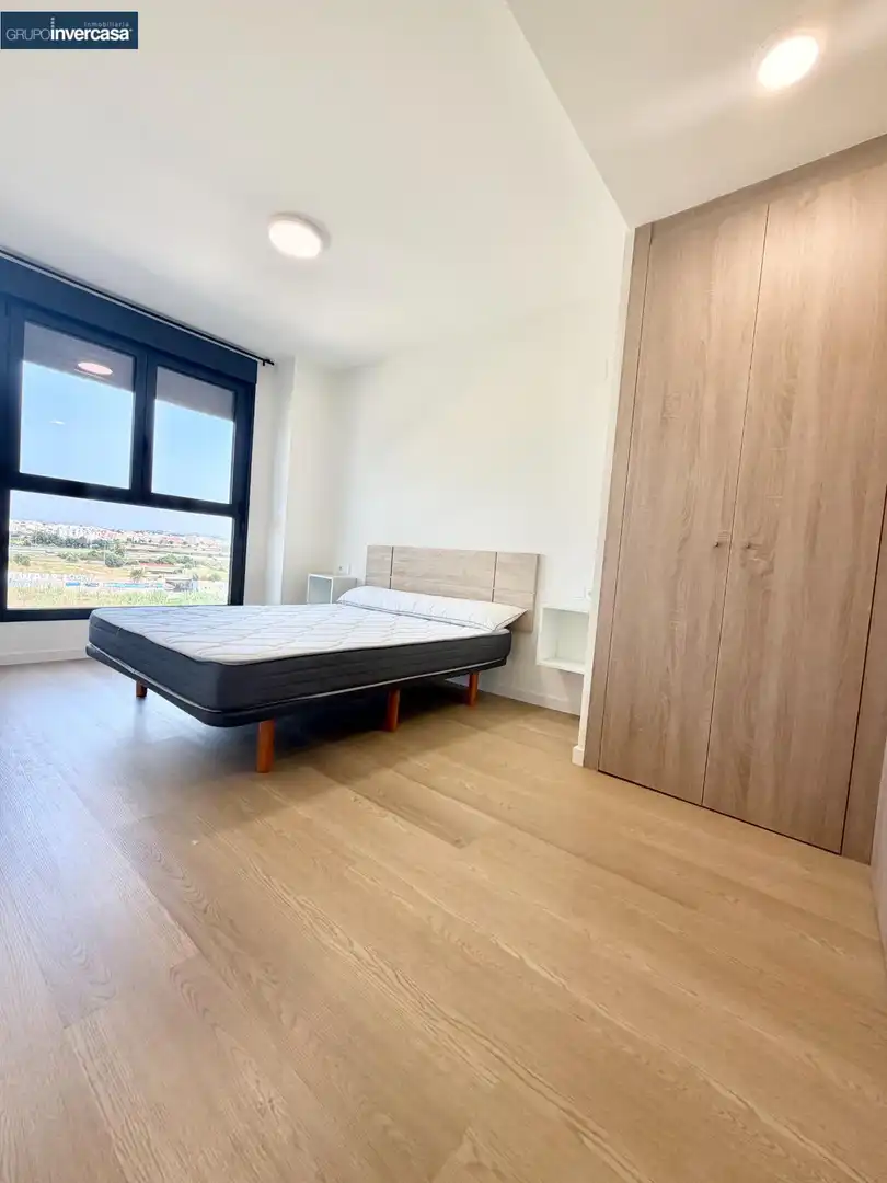 Schlafzimmer von Wohnung zur Miete in Quart de Poblet mit Klimaanlage, Abstellraum und Möbliert
