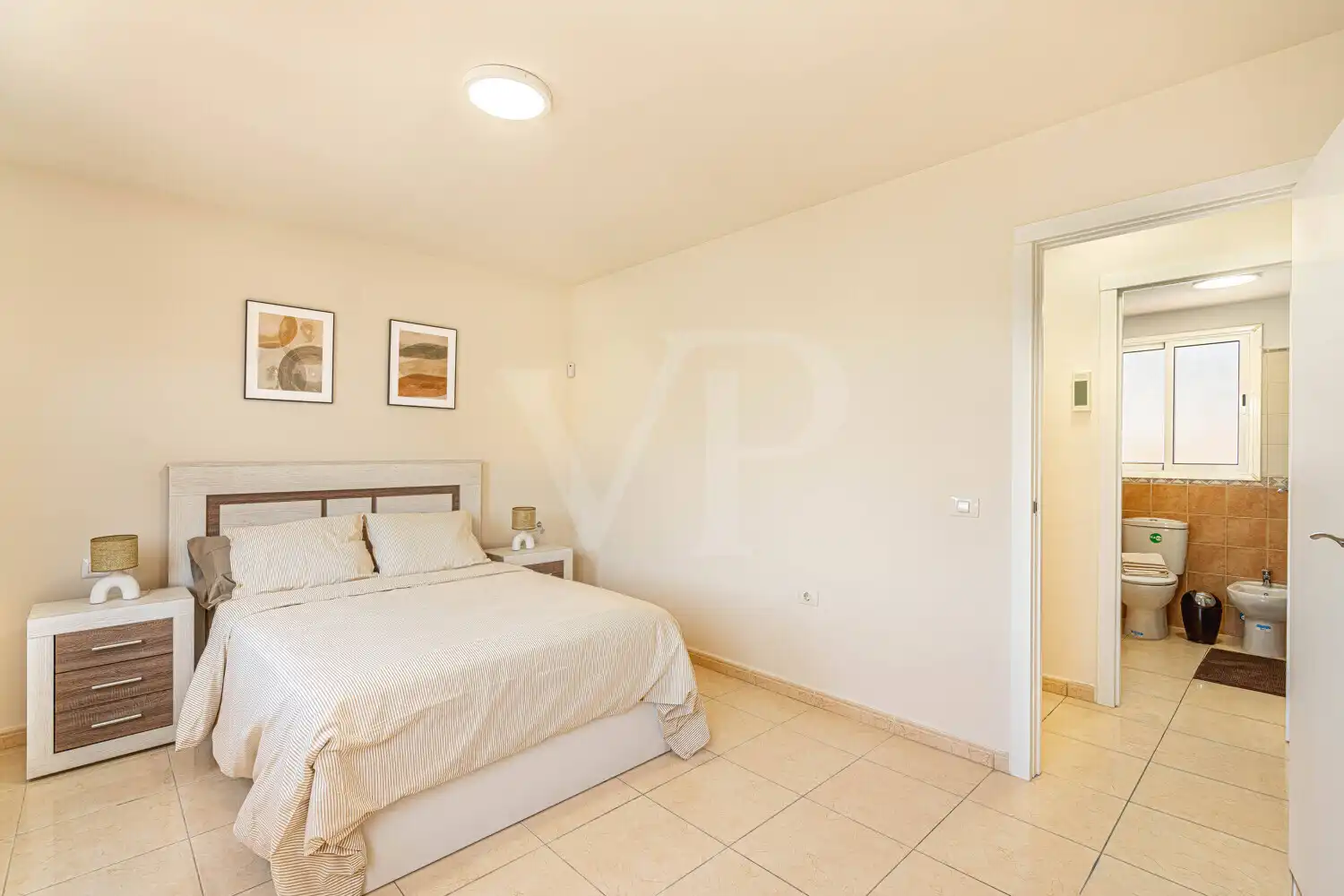Habitación de Casa adosada en venta en Arona con Terraza y Piscina comunitaria