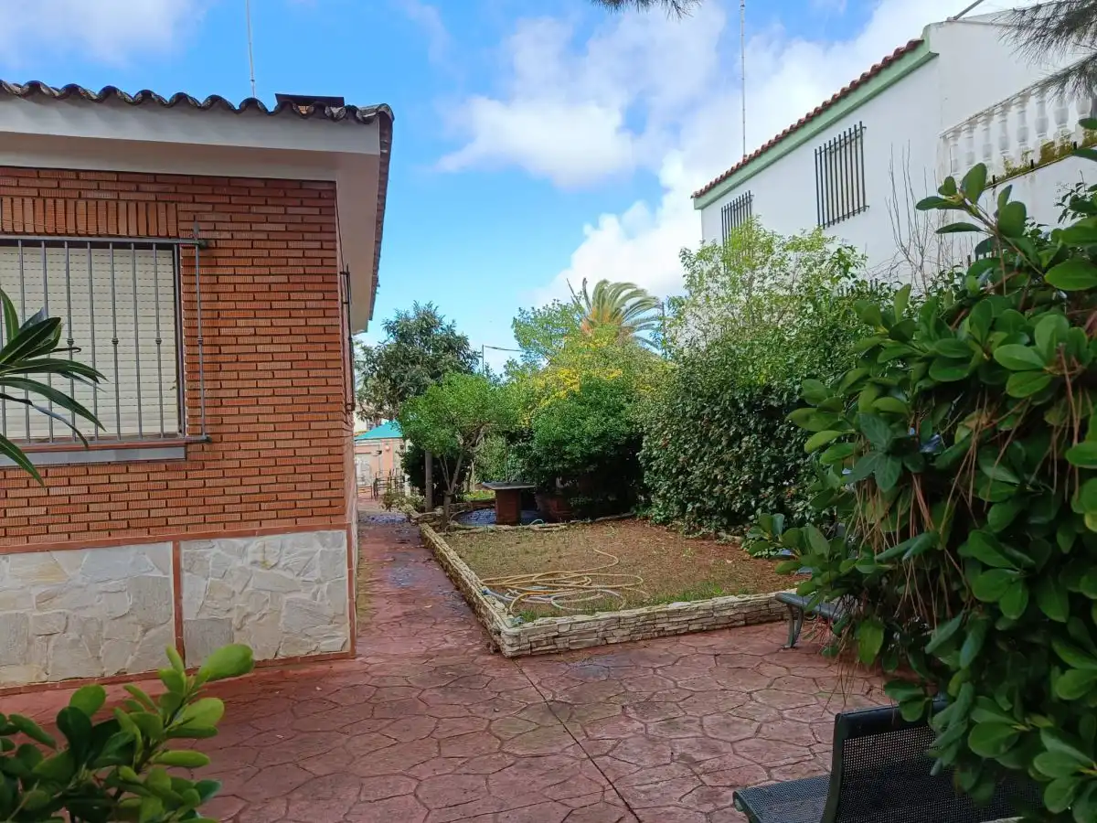 Xalet amb jardí en venda a Almendralejo, imagen 8