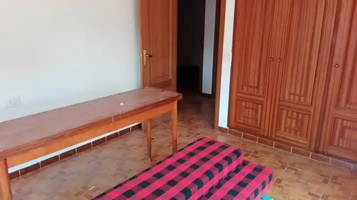 Dormitori de Casa o xalet en venda en Talayuelas amb Terrassa i Balcó