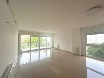 Living room of Flat for sale in Girona Capital  with Air Conditioner