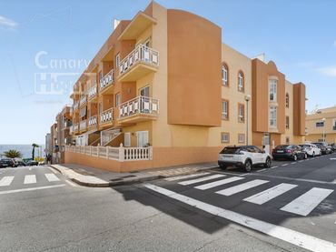 Flat with lift for sale in Avenida Aguadulce