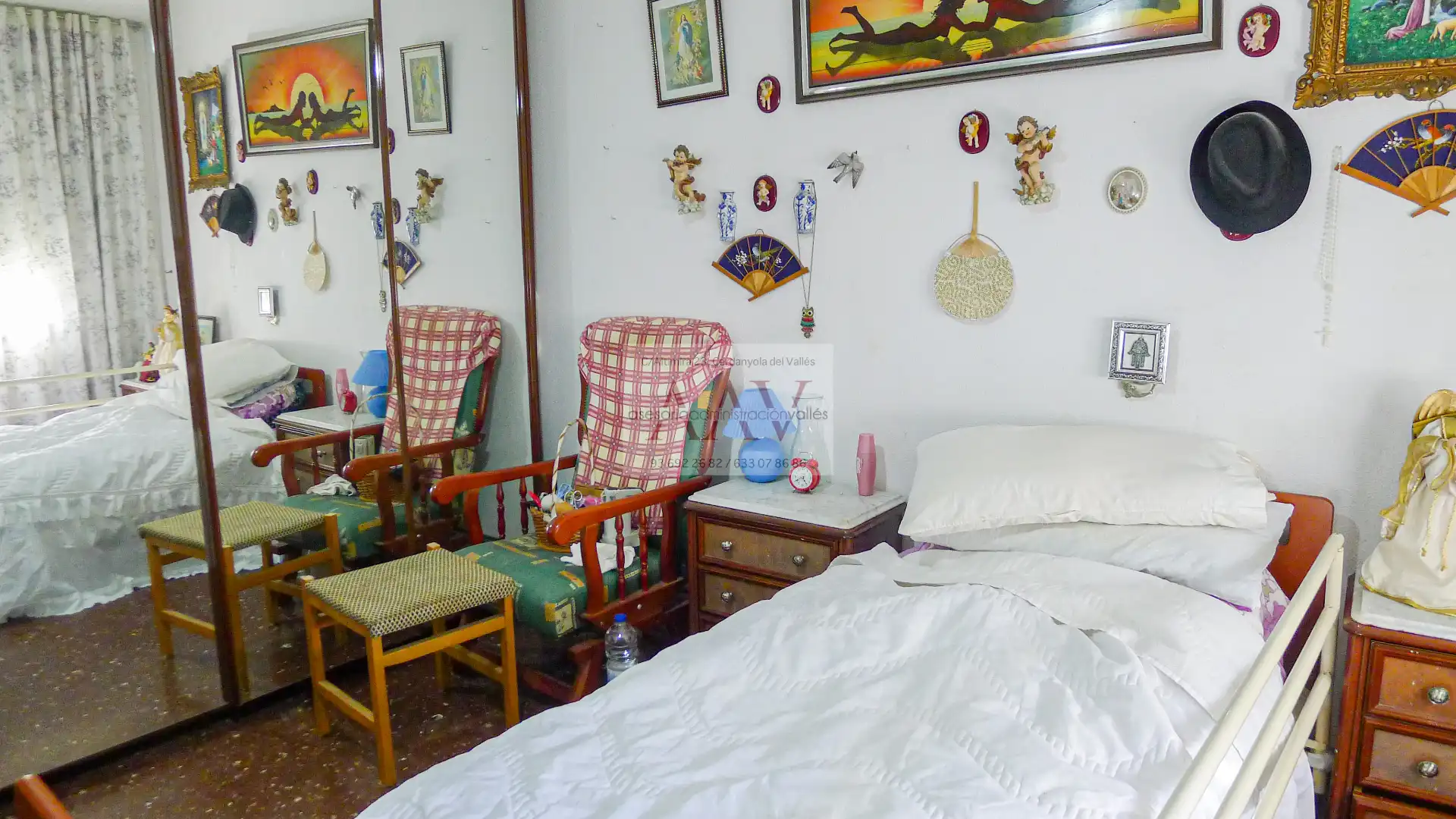 Schlafzimmer von Wohnung zum Verkauf in Cerdanyola del Vallès mit Klimaanlage, Heizung und Balkon