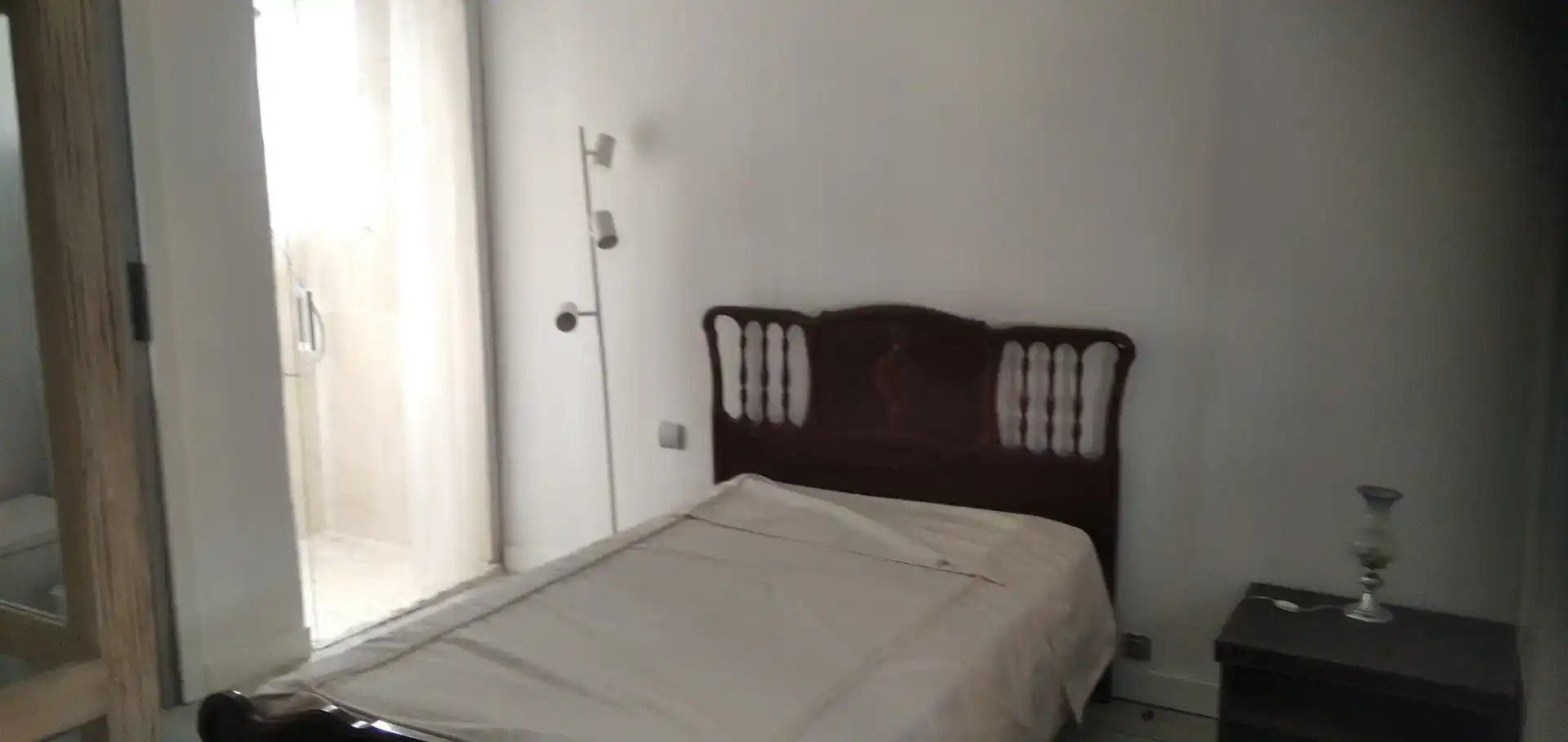 Dormitori de Pis de lloguer en Valladolid amb Parquet, Moblat i Rentadora