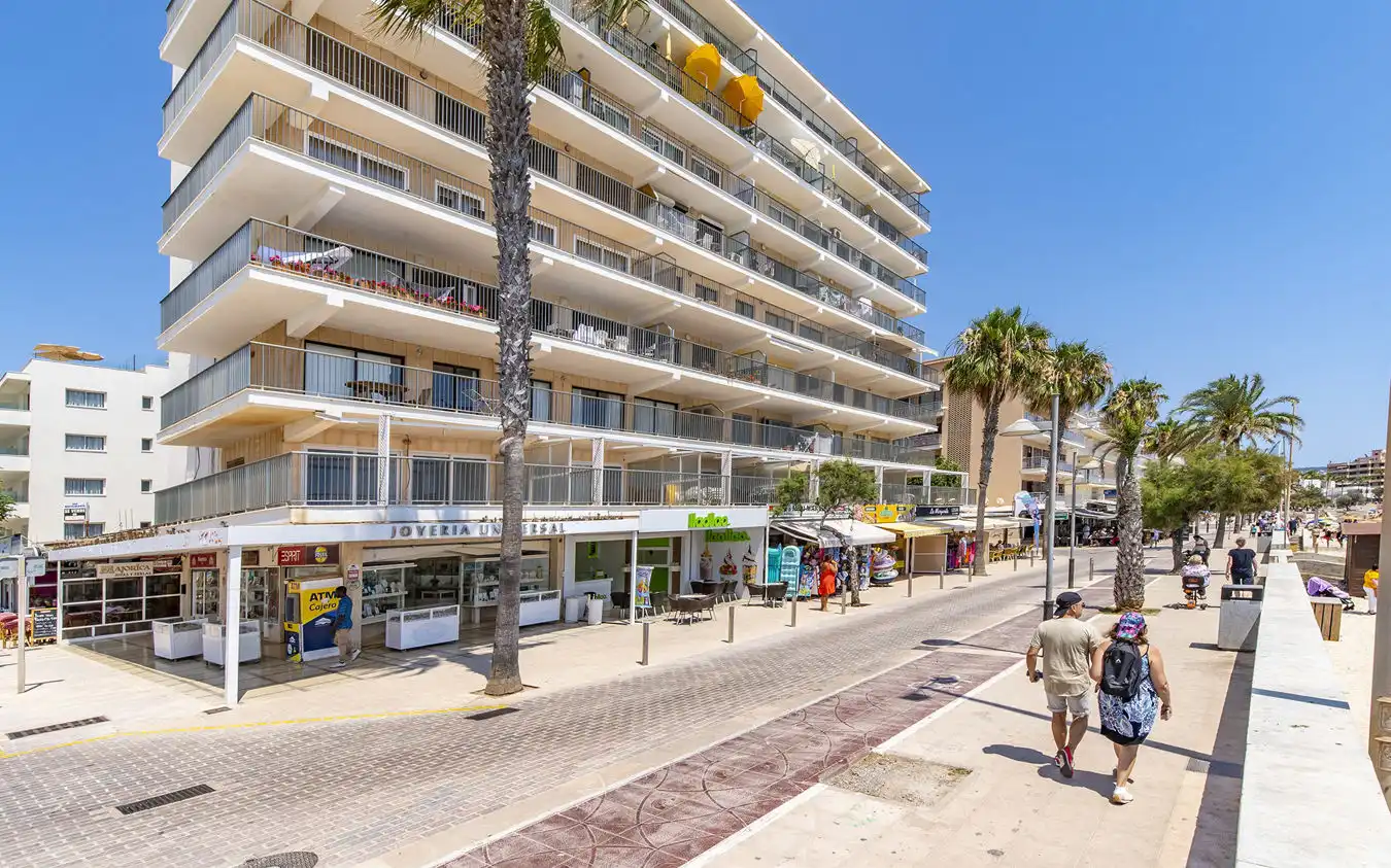 Apartments for sale in Cala Millor