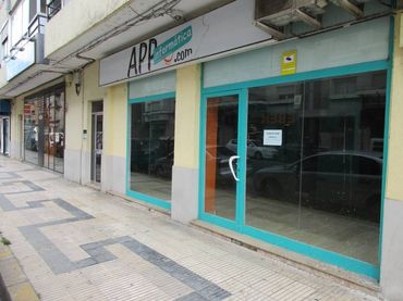 Locale commerciale in affitto a Temple