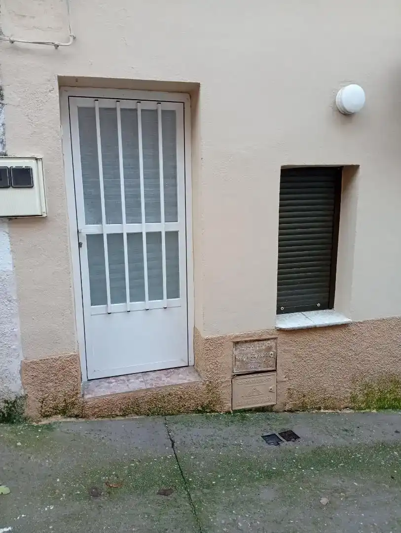 Vista exterior de Finca rústica en venda en Navalvillar de Ibor amb Moblat i Balcó