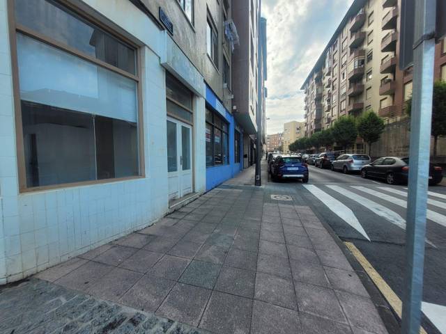 Local comercial en Alquiler en Calle Doctor Madrazo, 1 en El Astillero