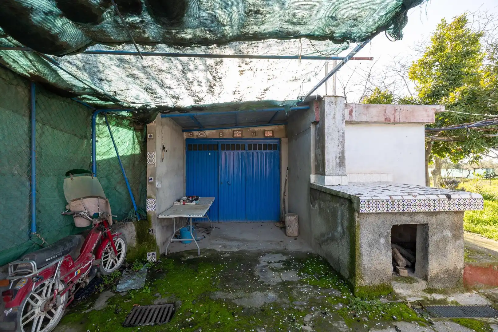 Vista exterior de Casa o chalet en venta en Villa de Otura