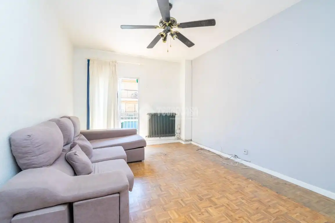 Wohnzimmer von Wohnung zum Verkauf in Madrid mit Heizung und Terrasse
