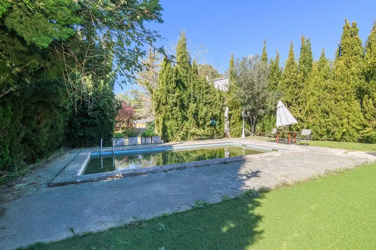 Chalet con piscina en venta en Avenida VINYA NOVA