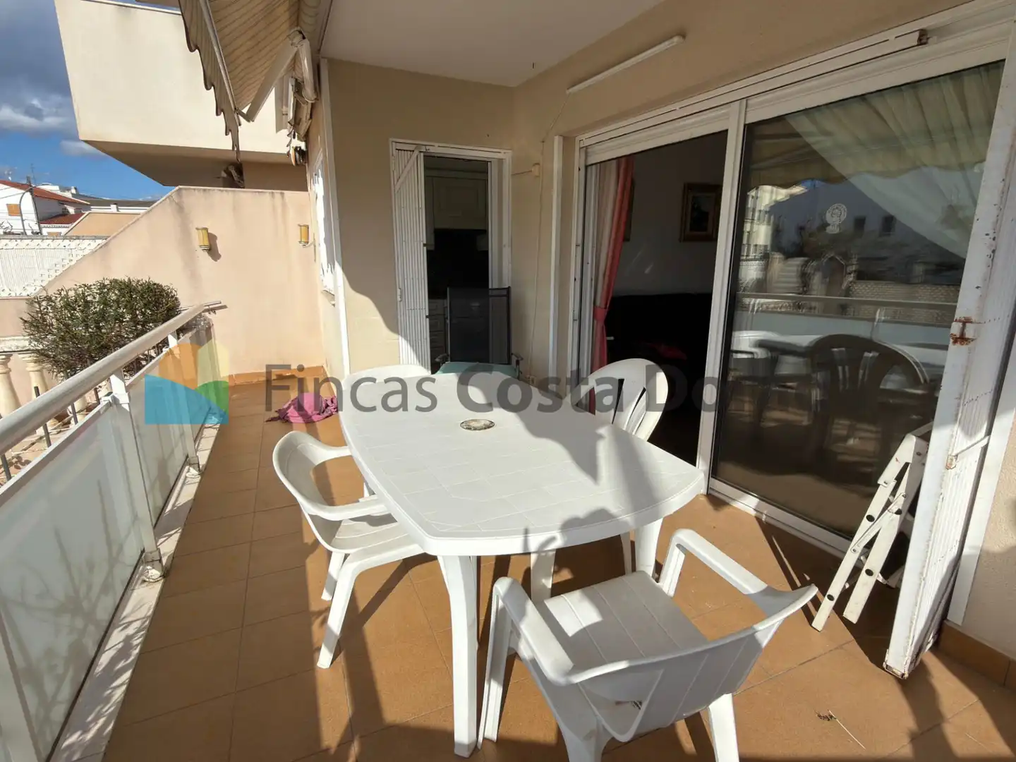 Terraza de Planta baja en venta en Cubelles con Aire acondicionado, Calefacción y Jardín privado