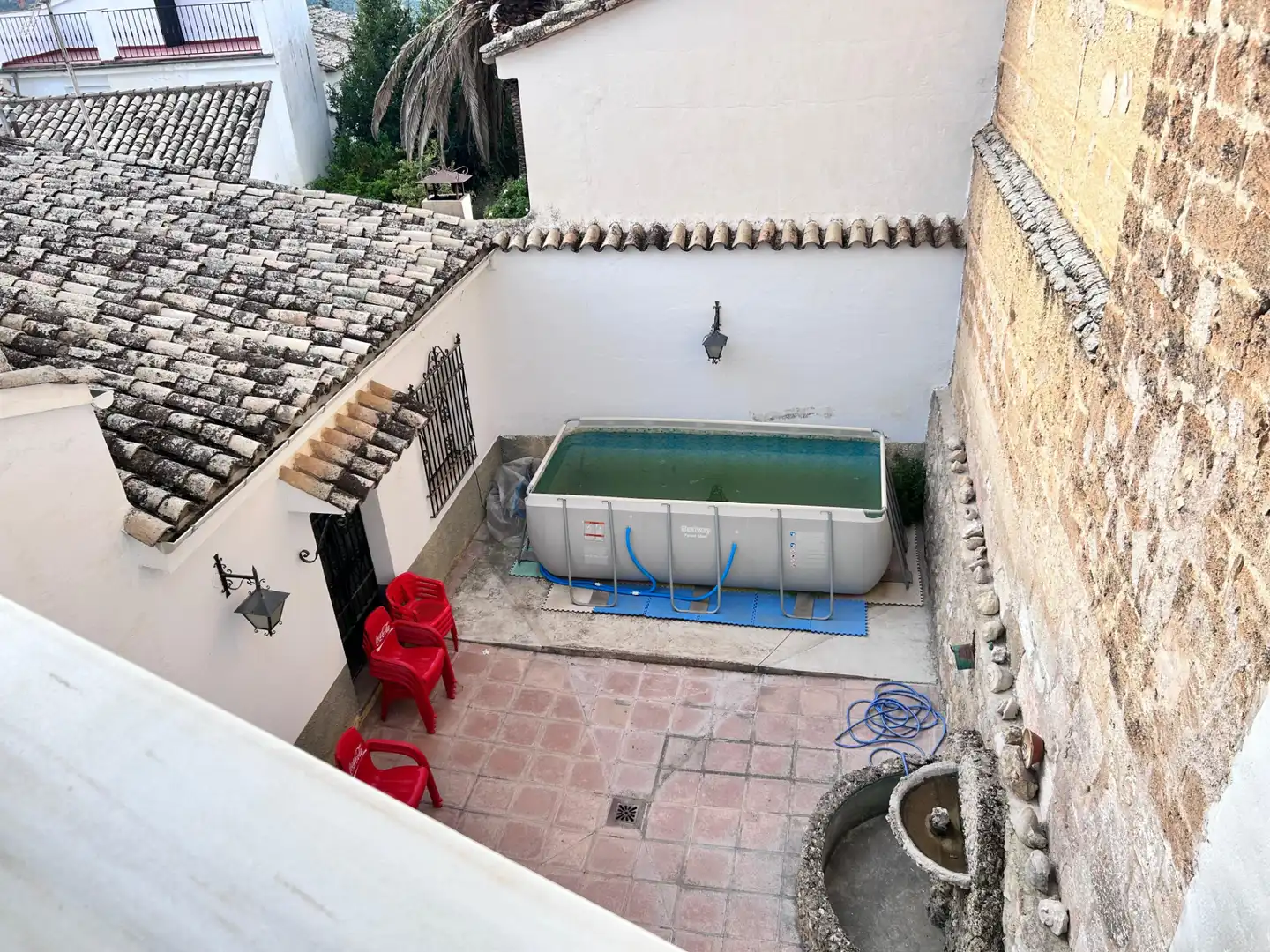 Piscina de Casa adosada en venda en Cazorla