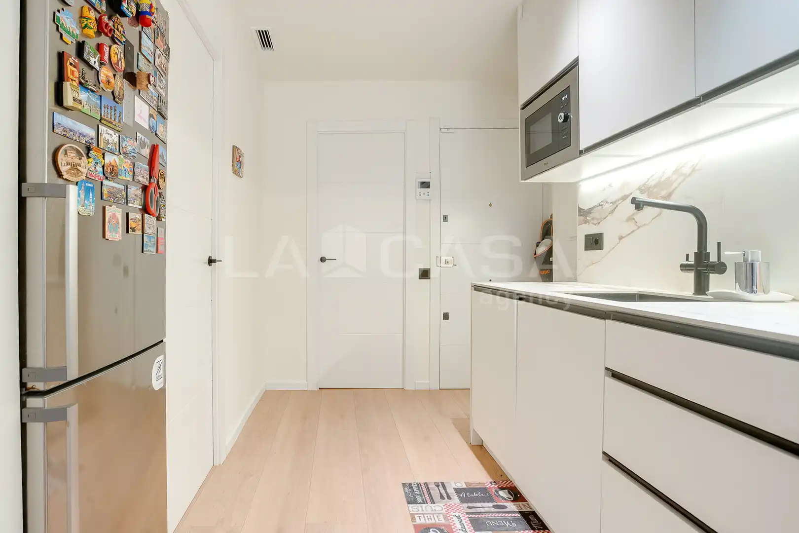 Cocina de Piso en venta en Barcelona con Balcón