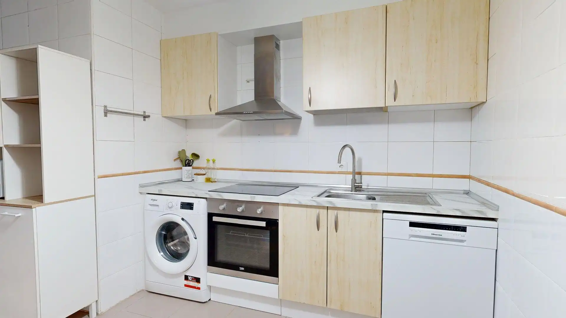 Kitchen of Houses for sale in La Muela