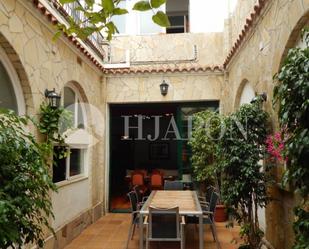 Terrassa de Casa o xalet en venda en El Masnou amb Calefacció, Jardí privat i Terrassa