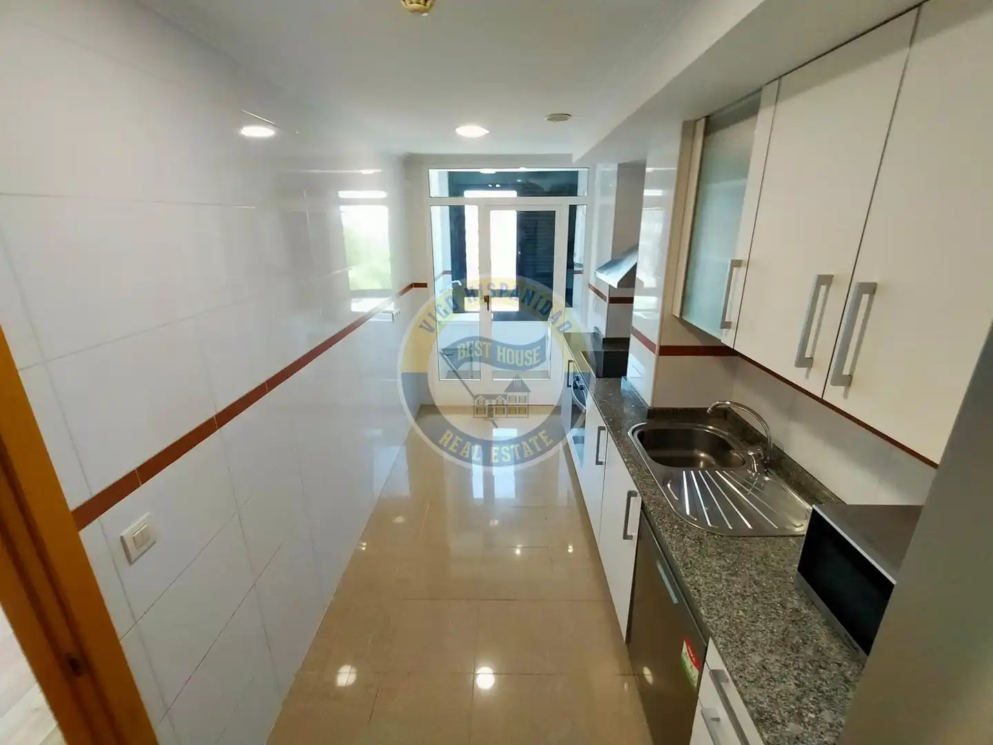 Kitchen of Flat for sale in Vigo   with Heating and Storage room