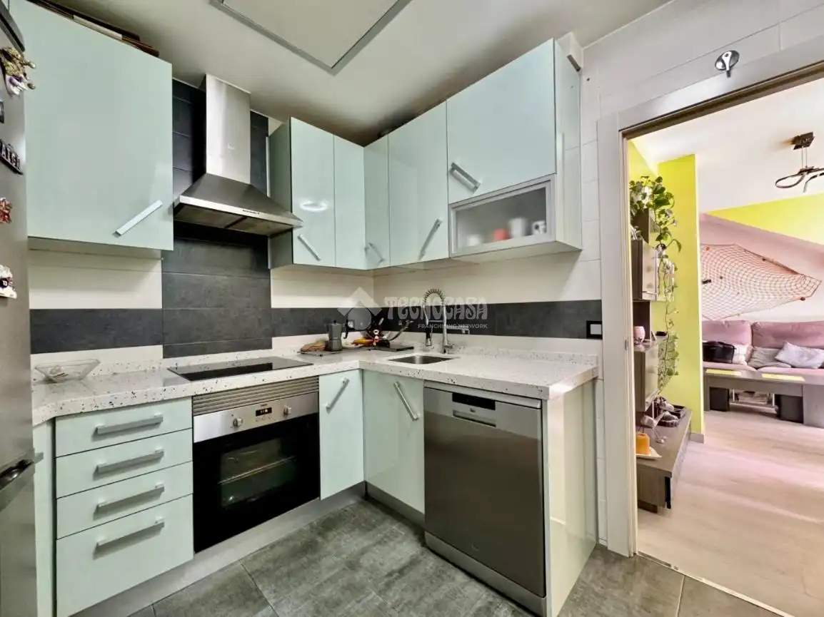 Cocina de Piso en venta en San Sebastián de los Reyes con Aire acondicionado, Calefacción y Terraza