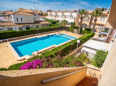 Mini appartamento con piscina in vendita a Orihuela Costa