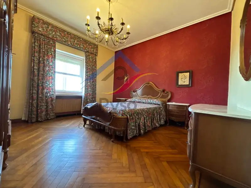 Dormitori de Casa o xalet en venda en Piélagos amb Calefacció, Jardí privat i Parquet