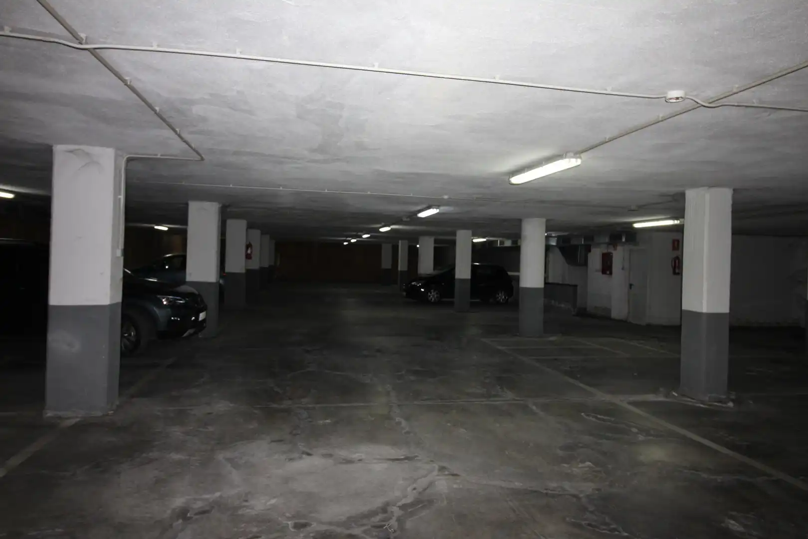 Parking de Dúplex en venta en Figueres con Calefacción, Terraza y Trastero