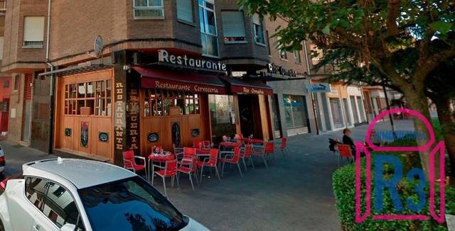 Local comercial en Venta en Calle de Demetrio Monteserín en La Vega - La Sal