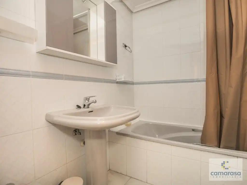Bathroom of Flat for rent in Ávila  with Heating