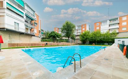 Swimming pool of Flat for sale in Navalcarnero  with Air Conditioner and Terrace