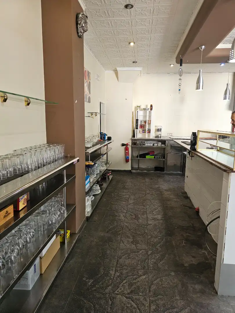 Local commercial à louer à Carrer de Sant Jaume Apòstol, imagen 8