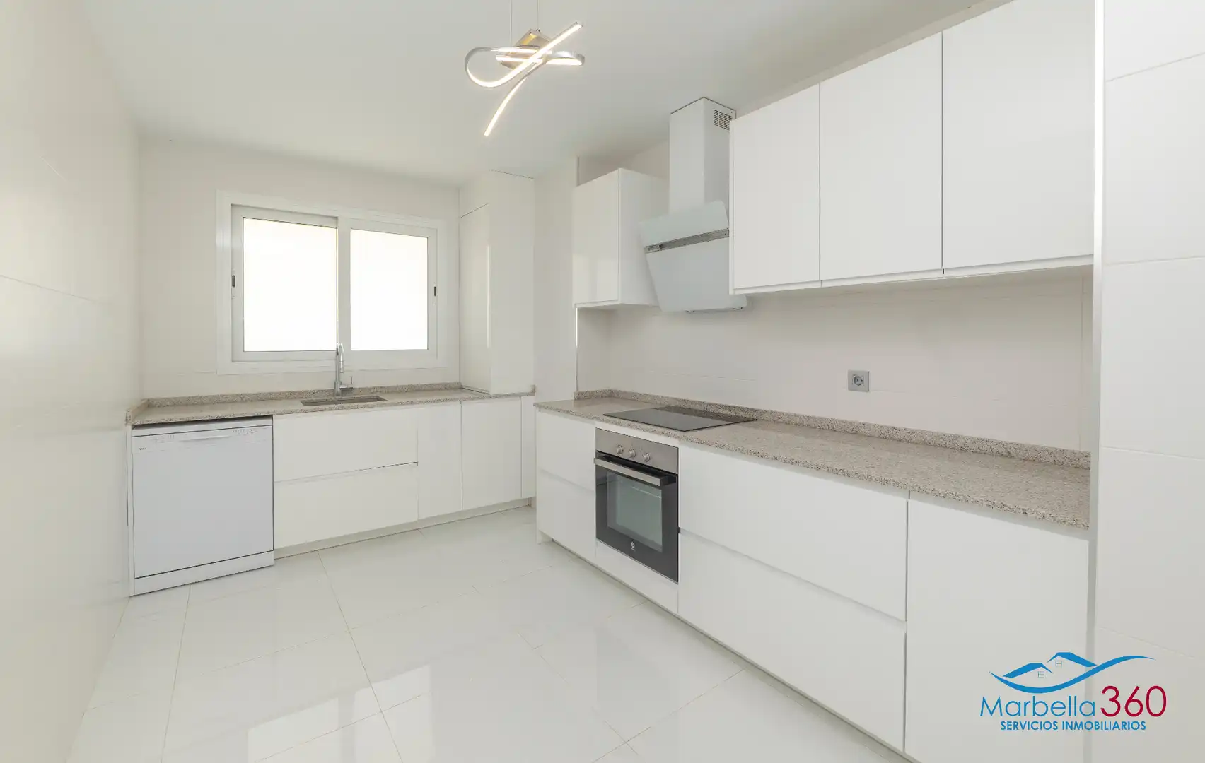 Wohnung zum Verkauf in Calle Nuestra Señora de Gracia, 14, Playa Bajadilla - Puertos