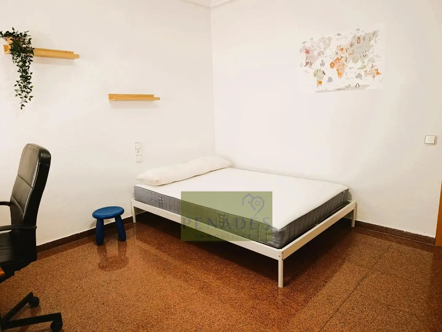 Dormitori de Pis per a compartir en Ontinyent amb Aire condicionat, Calefacció i Terrassa