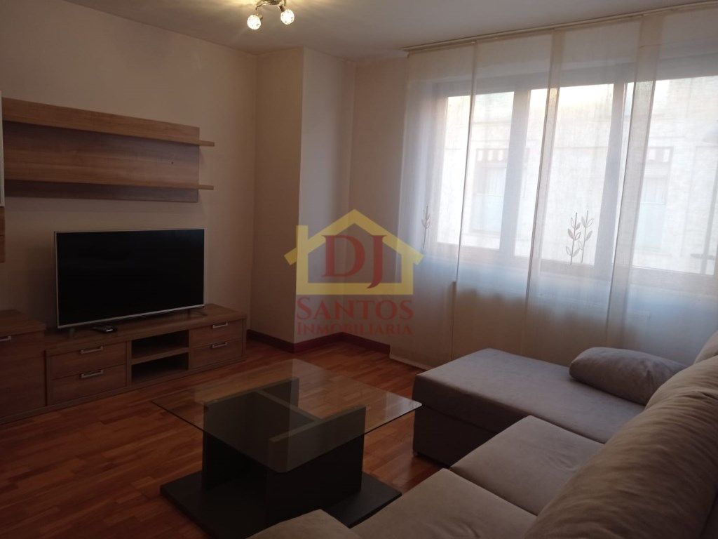 Sala d'estar de Apartament de lloguer en Salamanca Capital amb Calefacció i Moblat