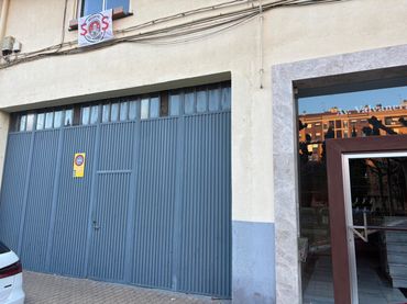 Gewerbefläche zum Verkauf in Avenida de Valvanera 57