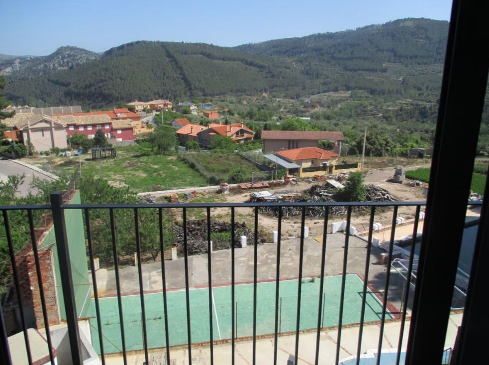Vista exterior de Dúplex en venda en Bejís amb Calefacció, Jardí privat i Terrassa