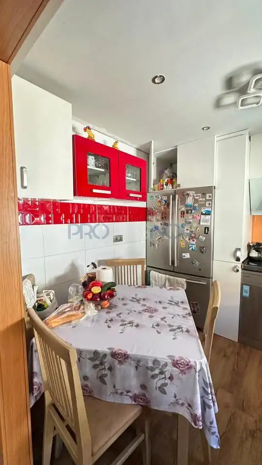 Küche von Wohnung zum Verkauf in León Capital  mit Heizung, Terrasse und Möbliert