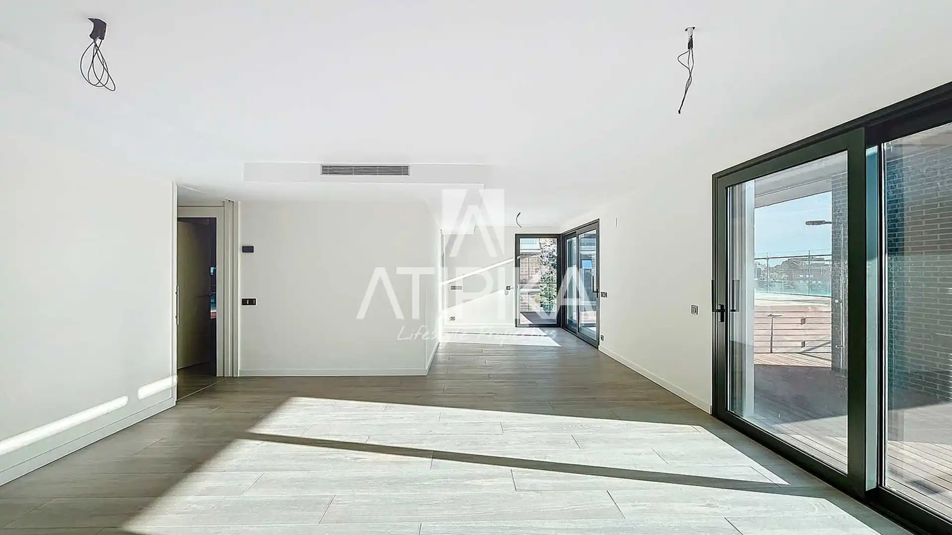 Ático en venta en Esplugues de Llobregat con Calefacción, Terraza y Trastero