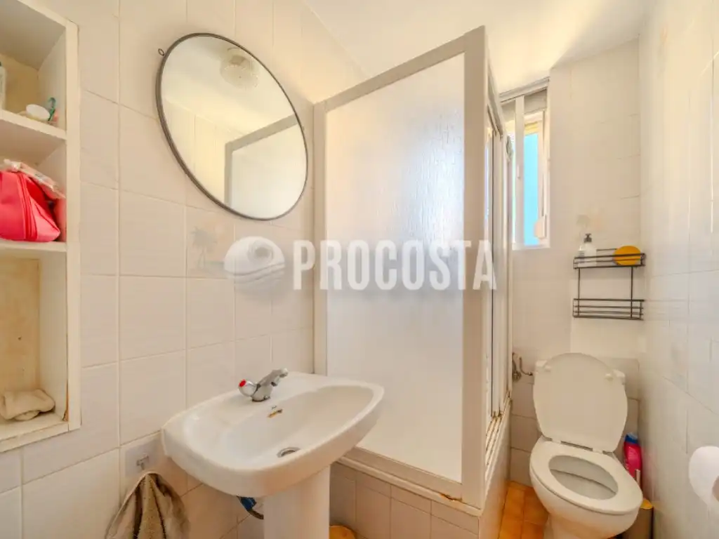 Baño de Piso en venta en Almuñecar Centro