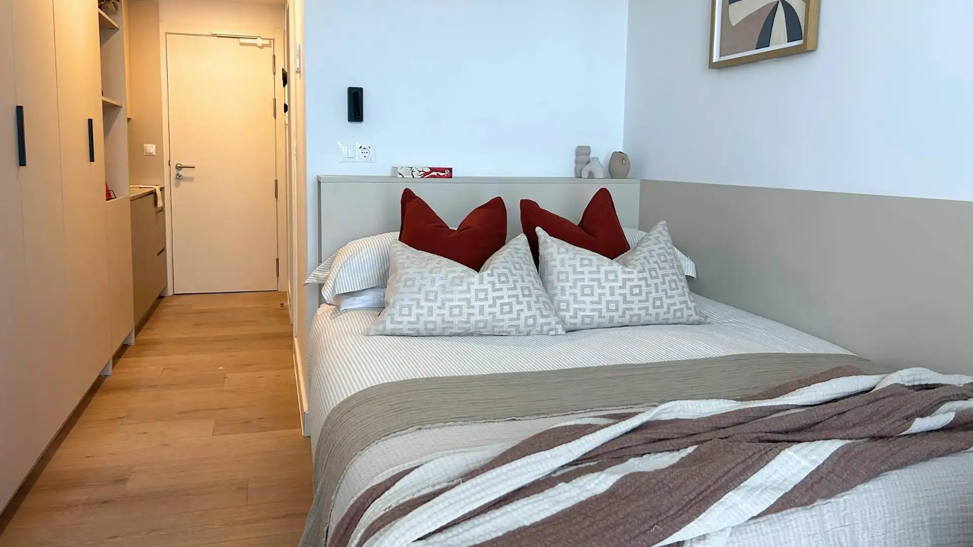 Schlafzimmer von Gebäude zur Miete in Madrid