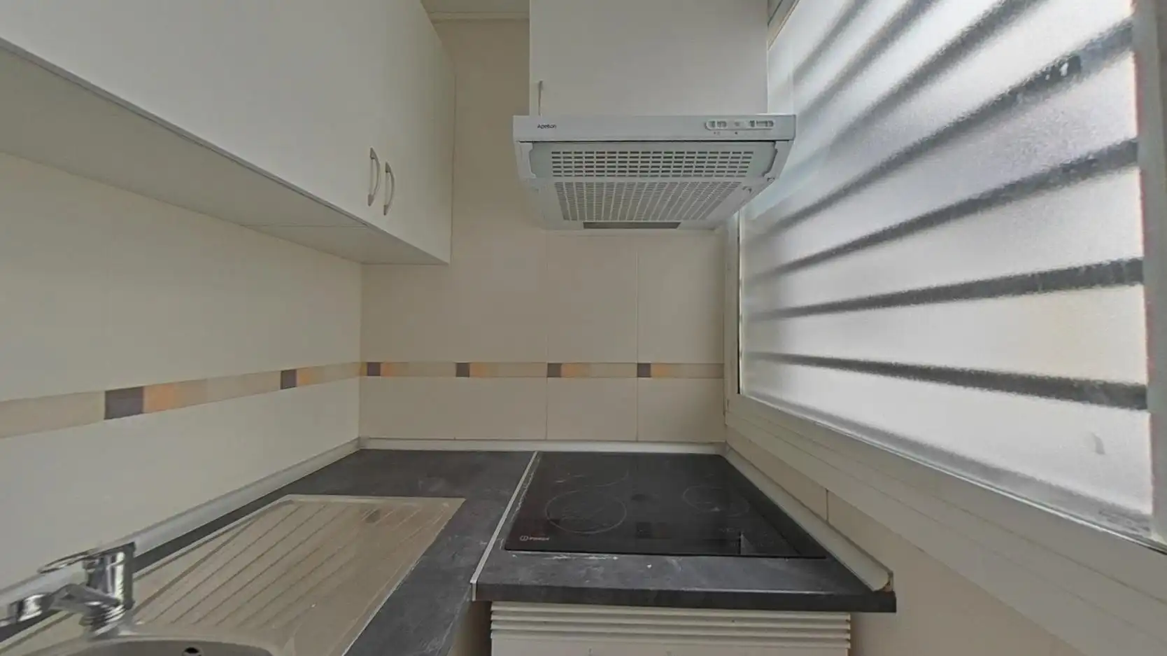 Cocina de Piso en venta en Madrid con Calefacción