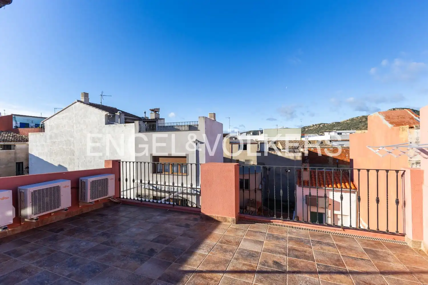 Terrassa de Casa o xalet en venda en Villar del Arzobispo amb Aire condicionat, Calefacció i Traster