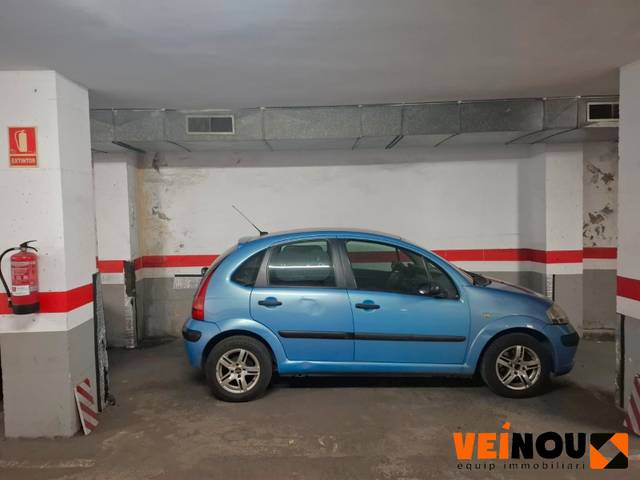 Garaje en Venta en Rambla de Badal en La Bordeta