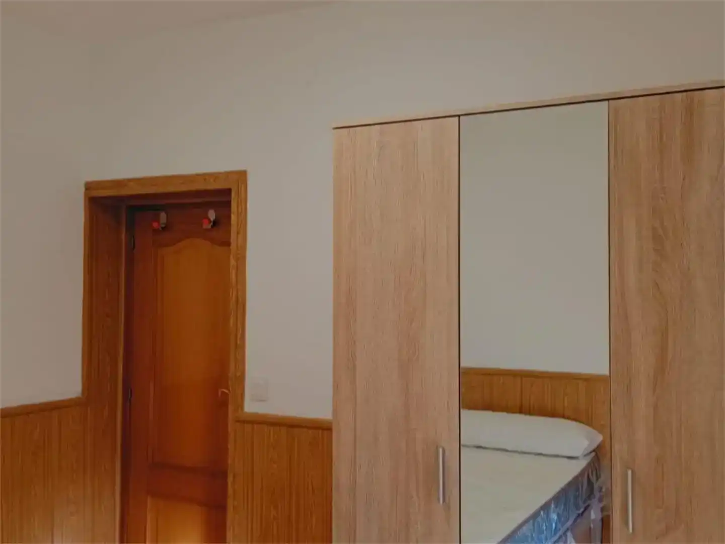 Schlafzimmer von Wohnung zur Miete in Benavente mit Balkon