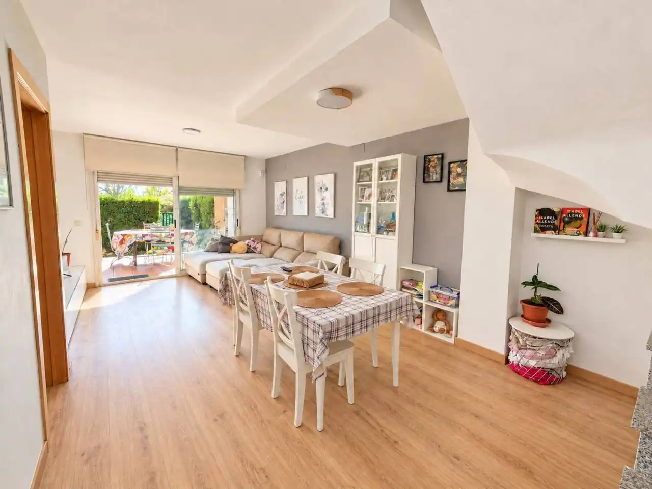 Terraced house with pool for sale in Avenida Madrid, imagen 4