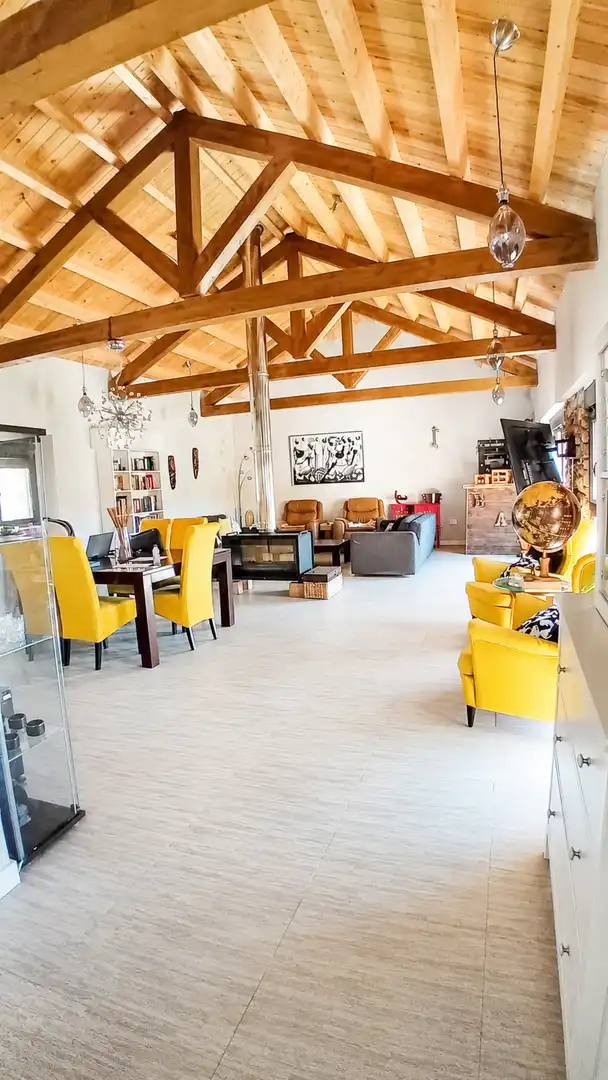 Sala de estar de Casa o chalet en venta en Villamanín con Aire acondicionado, Calefacción y Jardín privado