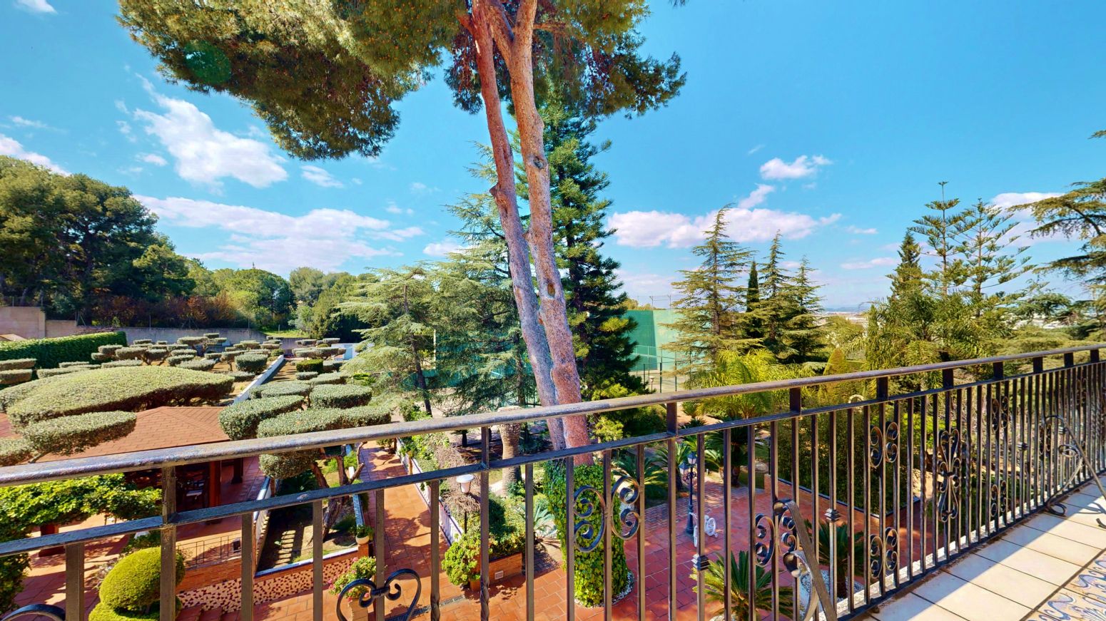 Garden of House or chalet for sale in Torrent  with Air Conditioner, Heating and Private garden